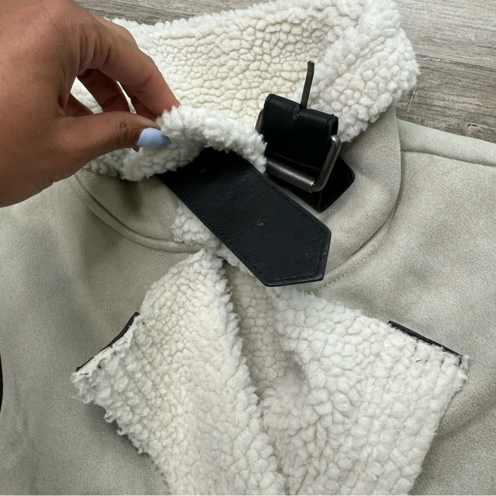 STELLA & Lorenzo Faux Shearling Moto Vest Size XS - Picture 9 of 16
